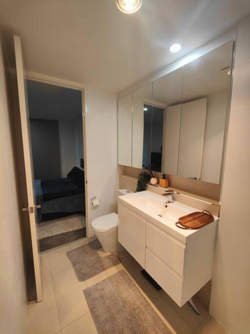 Lakeside Apartment, Walking Distance To Foreshore Kingston Εξωτερικό φωτογραφία